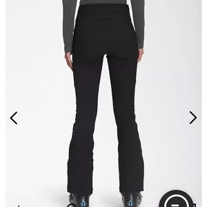 North Face women’s snow pants. Size is XS. Black